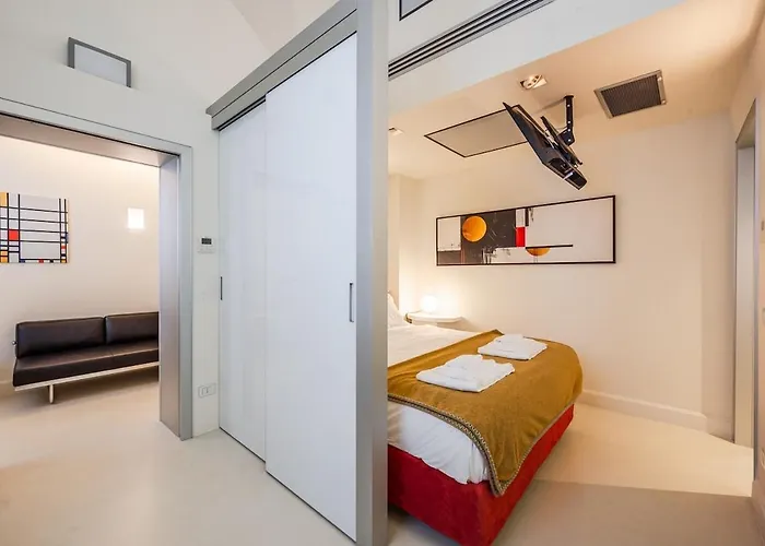 Mini-loft Just Steps From The Duomo Of Apartament Modena