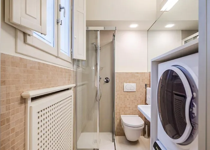 Mini-loft Just Steps From The Duomo Of 아파트 모데나